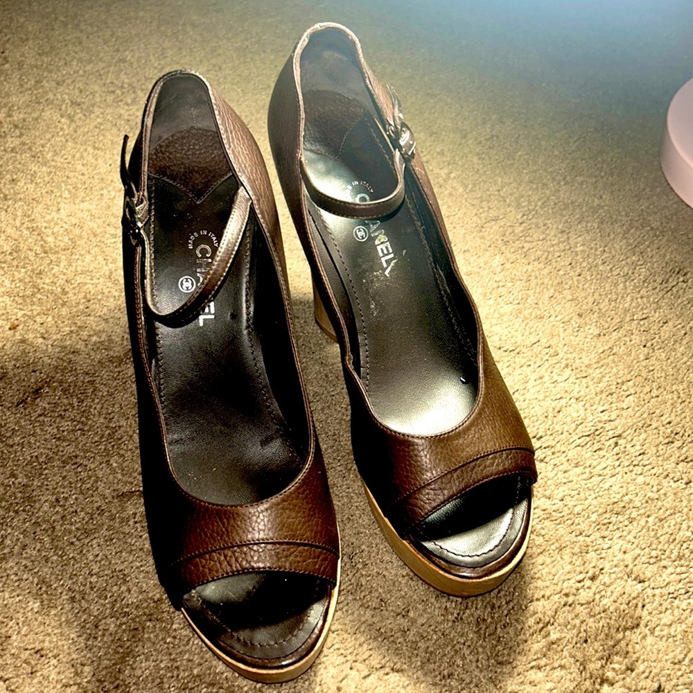 CHANEL platforms size 9 1/2 PRICE IS NON-NEGOTIABLE